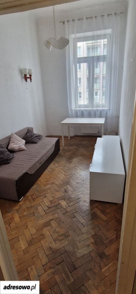 2 pokoje · Złota
