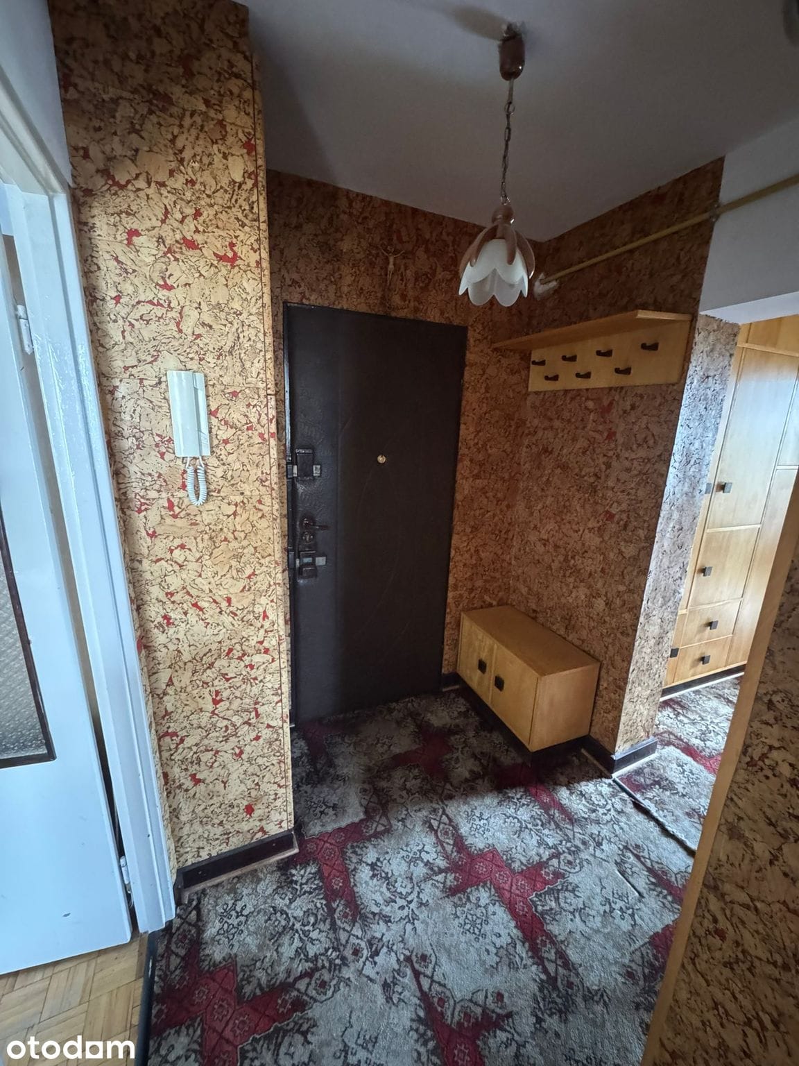 3 pokoje · Krasnobrodzka