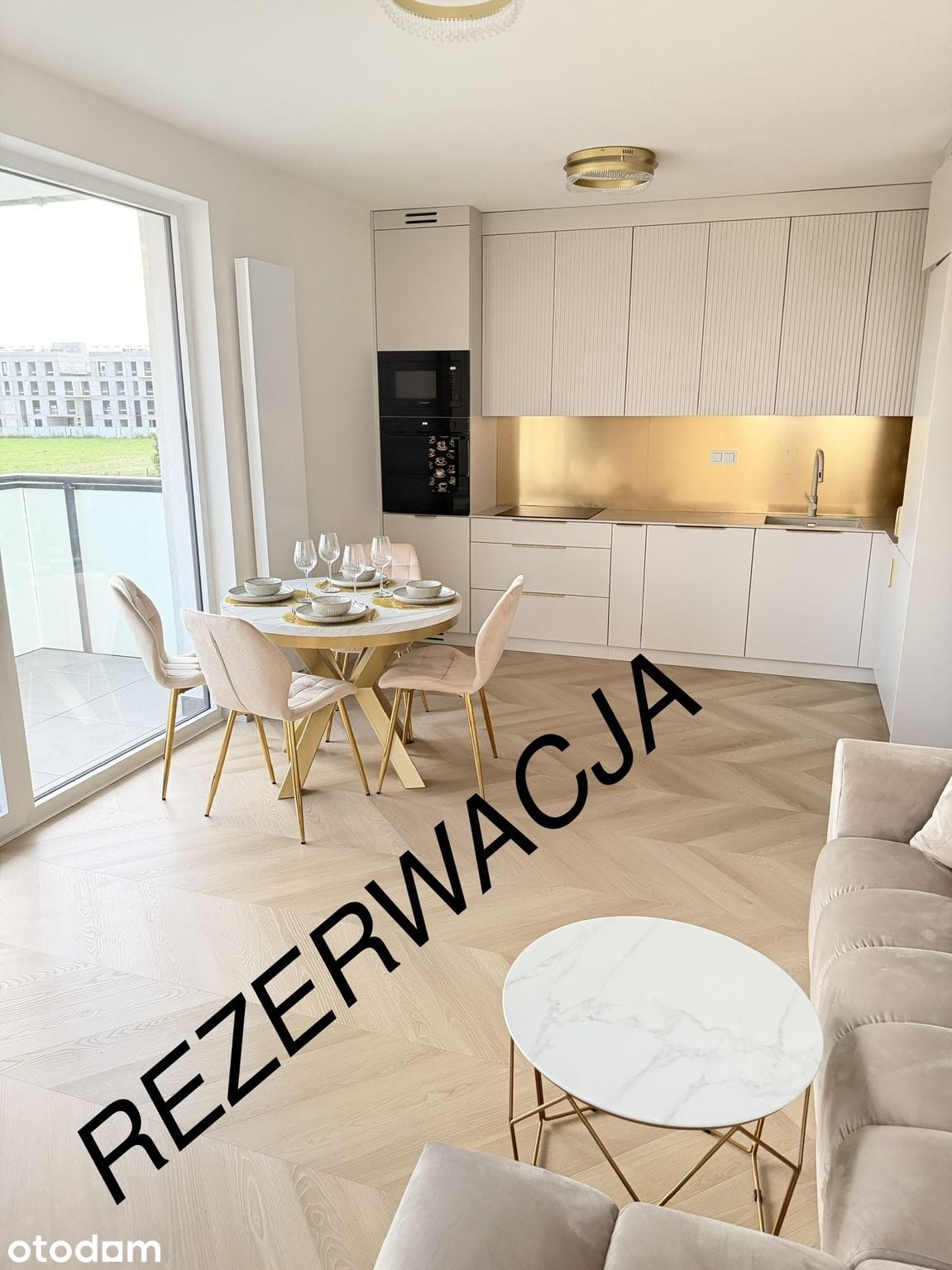 3 pokoje · Heweliusza