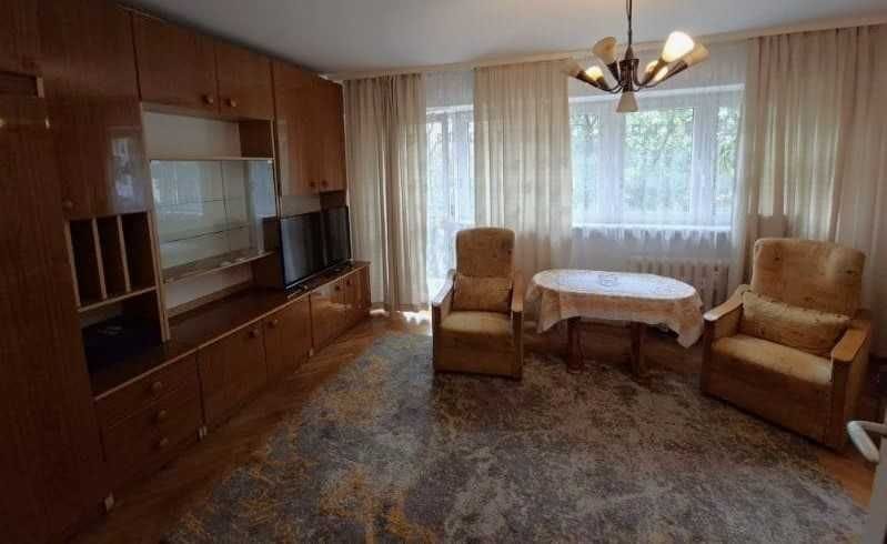Kawalerka · Władysława Broniewskiego